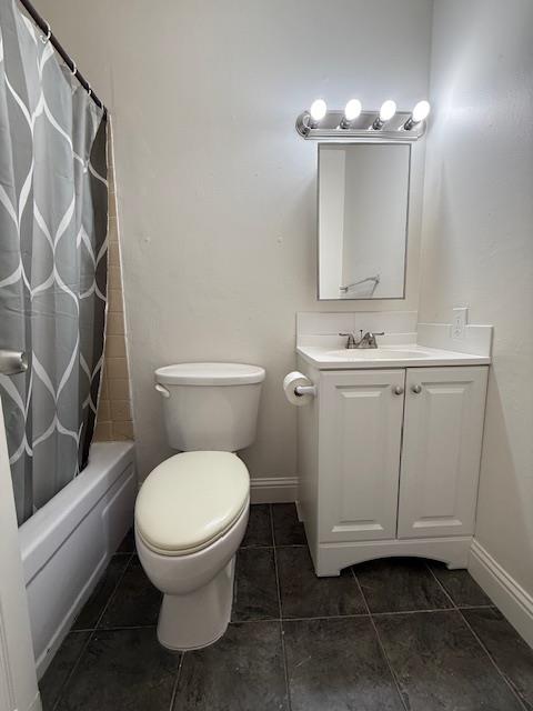 2639 W Fairmont Ave W #103, Fresno, CA 93705