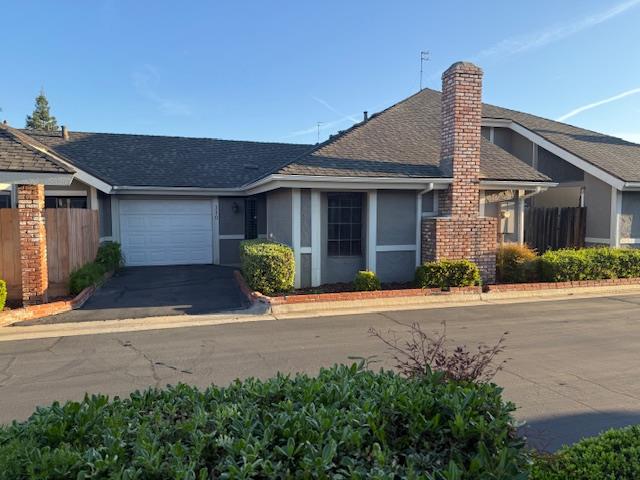 381 E Nees Ave #110, Fresno, CA 93720