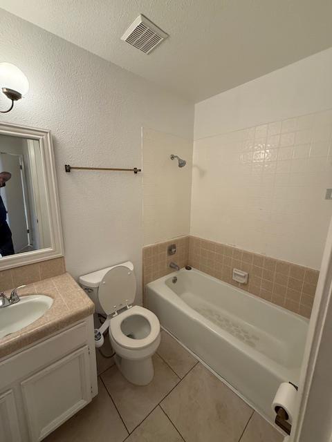 381 E Nees Ave #110, Fresno, CA 93720