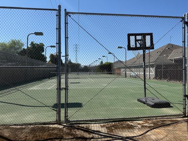 381 E Nees Ave #110, Fresno, CA 93720